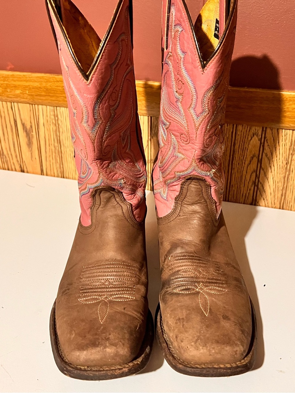 Nocona  Women's Brown & Pink Western Cowboy Boots